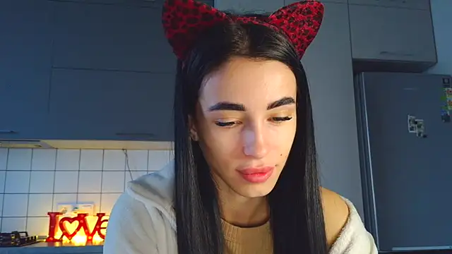 EvaMelnik online show from 10/05/25, 02:59