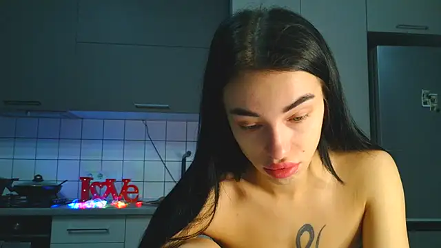 EvaMelnik online show from 10/29/25, 03:25