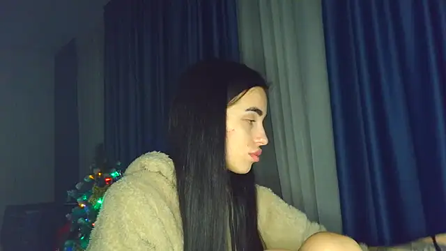 EvaMelnik online show from 11/24/25, 03:23