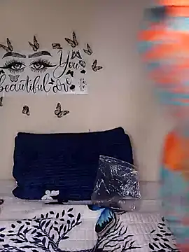 Young Slut21 online show from 09/19/25, 12:23