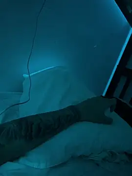 XTLUIS online show from 09/30/25, 05:45