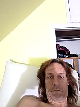 Danny19867 online show from 11/11/25, 05:18