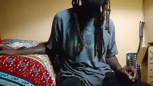 Snapshot of EYEzIAM chatting on 09/27/25, 09:14 EYEzIAM online show from 09/27/25, 09:14