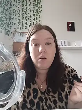 Snapshot of Feuchtekitty92@xh chatting on 10/08/25, 07:06 Feuchtekitty92xh online show from 10/08/25, 07:06