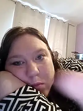 Snapshot of Feuchtekitty92@xh chatting on 10/15/25, 08:47 Feuchtekitty92xh online show from 10/15/25, 08:47