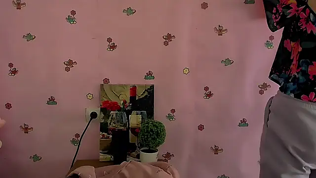 FeelMe   online show from 10/31/25, 10:49