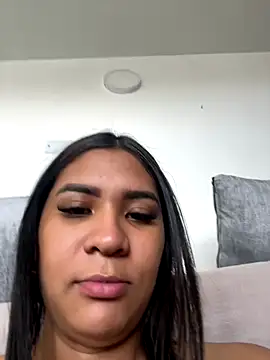 Penelophe01 online show from 10/23/25, 05:12