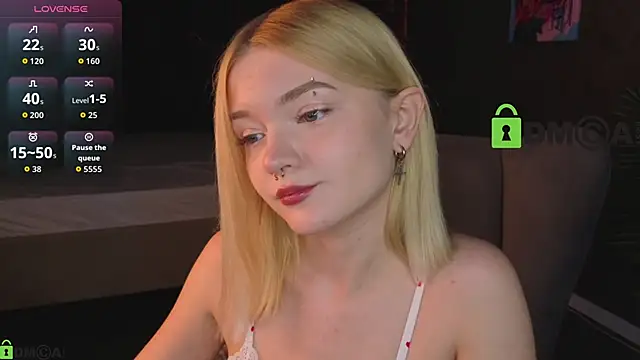 Carrie Foster online show from 04/13/26, 03:28