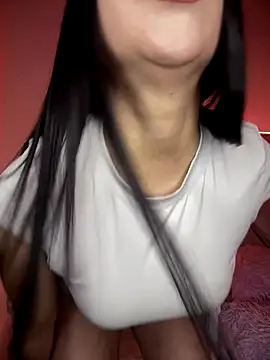 Snapshot of isabela_l chatting on 09/20/25, 11:28 isabela l online show from 09/20/25, 11:28