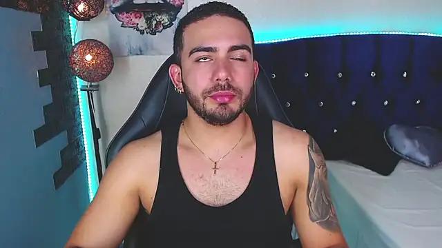 adamhairy online show from 05/18/26, 07:52