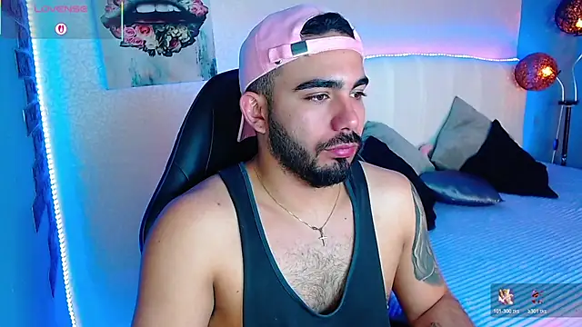 Snapshot of adamhairy chatting on 07/20/26, 07:27 adamhairy online show from 07/20/26, 07:27