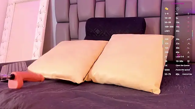 Snapshot of _jasmine_blush chatting on 09/11/25, 01:33 jasmine blush online show from 09/11/25, 01:33