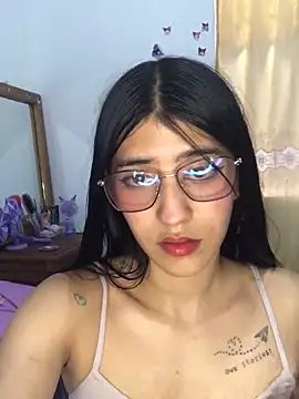 Snapshot of _jasmine_blush chatting on 09/27/25, 03:39 jasmine blush online show from 09/27/25, 03:39