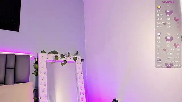 Snapshot of _jasmine_blush chatting on 10/05/25, 01:42 jasmine blush online show from 10/05/25, 01:42