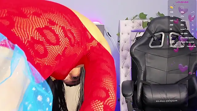 Snapshot of _jasmine_blush chatting on 10/14/25, 01:56 jasmine blush online show from 10/14/25, 01:56