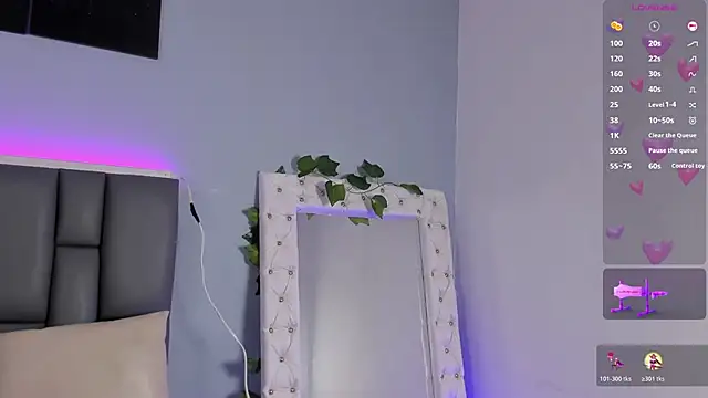 Snapshot of _jasmine_blush chatting on 10/18/25, 12:17 jasmine blush online show from 10/18/25, 12:17