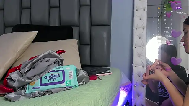 Snapshot of _jasmine_blush chatting on 10/28/25, 01:58 jasmine blush online show from 10/28/25, 01:58