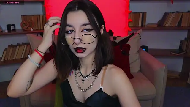 Mistress  Marcelline online show from 09/26/25, 01:42