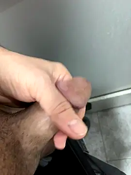 Snapshot of KAZANOVAA chatting on 11/24/25, 08:47 KAZANOVAA online show from 11/24/25, 08:47