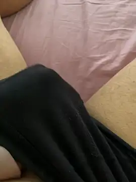 Snapshot of KAZANOVAA chatting on 12/17/25, 06:52 KAZANOVAA online show from 12/17/25, 06:52