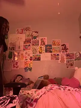 XKimmyGreen online show from 04/03/26, 05:27