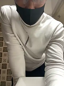 Snapshot of Atngt_69 chatting on 11/20/25, 05:01 Atngt 69 online show from 11/20/25, 05:01