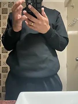 Snapshot of Atngt_69 chatting on 11/26/25, 04:52 Atngt 69 online show from 11/26/25, 04:52