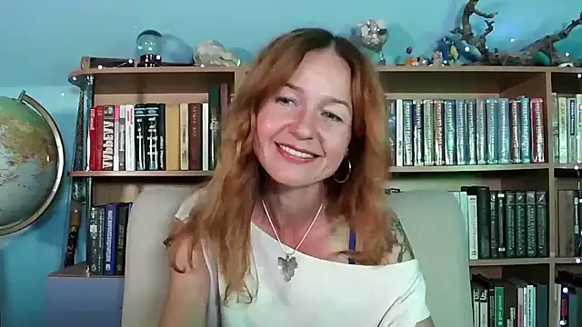 Foxilady357 online show from 09/11/25, 02:06