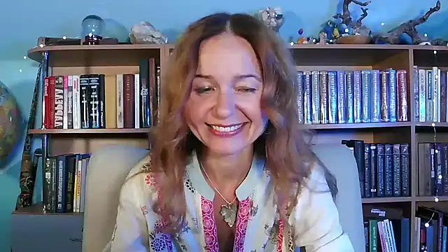 Foxilady357 online show from 09/29/25, 01:49