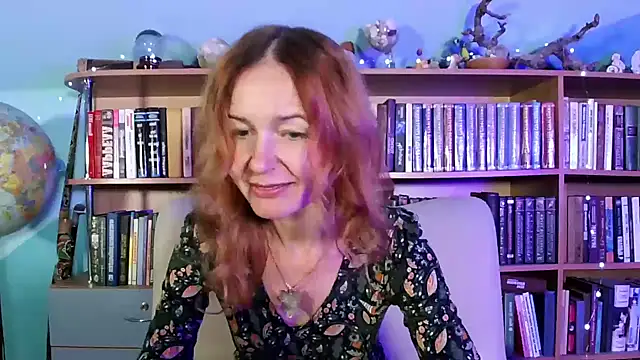 Foxilady357 online show from 10/14/25, 02:07