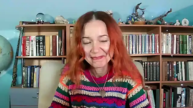 Foxilady357 online show from 12/05/25, 04:36