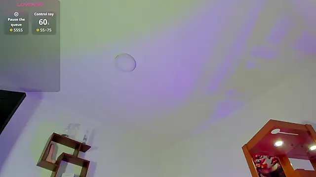 LoganTwink18 online show from 11/07/25, 01:44