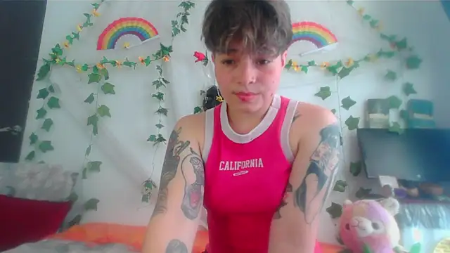 Snapshot of Mitsuha_gate chatting on 03/28/26, 05:12 Mitsuha gate online show from 03/28/26, 05:12