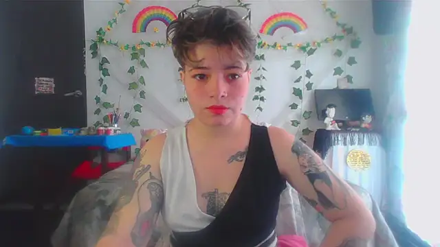 Snapshot of Mitsuha_gate chatting on 04/11/26, 04:22 Mitsuha gate online show from 04/11/26, 04:22