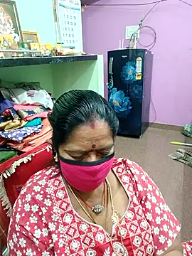 Snapshot of amuthasree chatting on 09/19/25, 10:21 amuthasree online show from 09/19/25, 10:21
