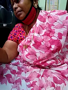 Snapshot of amuthasree chatting on 10/08/25, 10:24 amuthasree online show from 10/08/25, 10:24