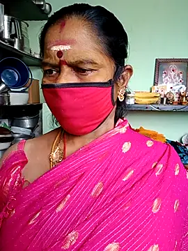 Snapshot of amuthasree chatting on 10/20/25, 07:20 amuthasree online show from 10/20/25, 07:20