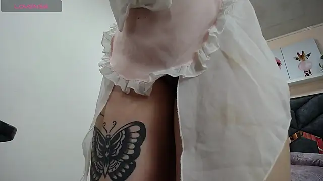 Snapshot of Taboo-AliyahRyan chatting on 09/24/25, 12:19 Taboo-AliyahRyan online show from 09/24/25, 12:19