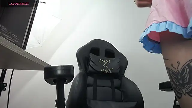 Snapshot of Taboo-AliyahRyan chatting on 10/07/25, 12:13 Taboo-AliyahRyan online show from 10/07/25, 12:13