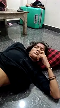 Snapshot of Guriya0076 chatting on 09/13/25, 12:10 Guriya0076 online show from 09/13/25, 12:10