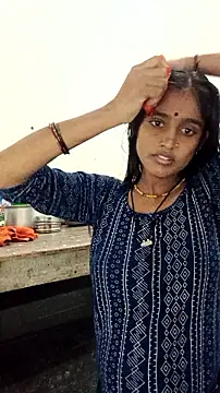 Snapshot of Guriya0076 chatting on 09/17/25, 06:48 Guriya0076 online show from 09/17/25, 06:48