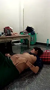 Snapshot of Guriya0076 chatting on 09/18/25, 11:18 Guriya0076 online show from 09/18/25, 11:18