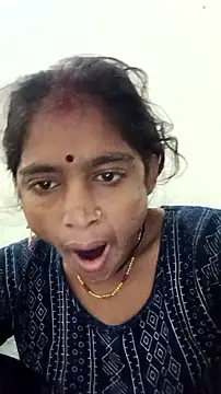 Snapshot of Guriya0076 chatting on 10/01/25, 10:38 Guriya0076 online show from 10/01/25, 10:38