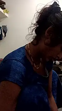 Snapshot of Guriya0076 chatting on 10/06/25, 02:53 Guriya0076 online show from 10/06/25, 02:53