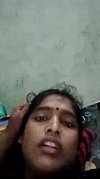 Snapshot of Guriya0076 chatting on 10/07/25, 09:23 Guriya0076 online show from 10/07/25, 09:23