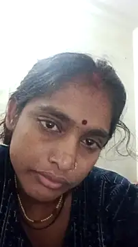 Snapshot of Guriya0076 chatting on 10/12/25, 06:12 Guriya0076 online show from 10/12/25, 06:12