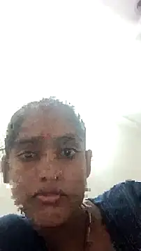 Snapshot of Guriya0076 chatting on 10/26/25, 12:22 Guriya0076 online show from 10/26/25, 12:22