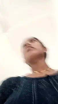 Snapshot of Guriya0076 chatting on 11/14/25, 06:45 Guriya0076 online show from 11/14/25, 06:45