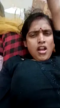 Snapshot of Guriya0076 chatting on 11/22/25, 08:30 Guriya0076 online show from 11/22/25, 08:30