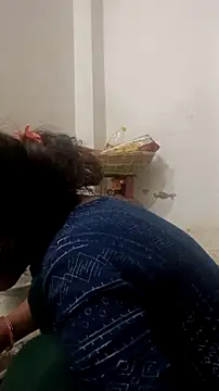 Snapshot of Guriya0076 chatting on 12/04/25, 04:22 Guriya0076 online show from 12/04/25, 04:22